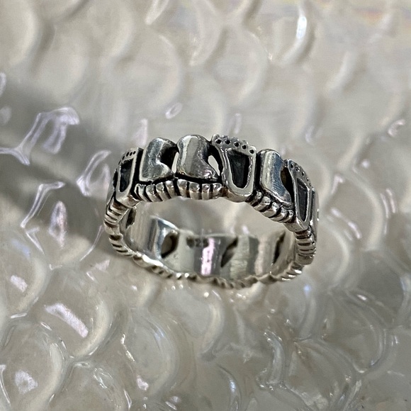 FOOTPRINTS Stackable Sterling Silver Ring | 925 - Picture 2 of 5